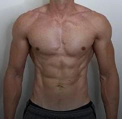 امیررضا توانست طی 2 ماه سطح انرژی و استقامت خود را بهطور چشمگیری افزایش دهد و تمرینات سنگینتری انجام دهد.